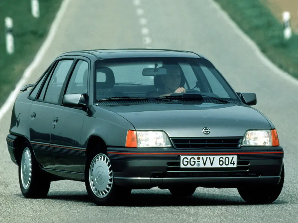 Opel Kadett (39,  49) 6 поколение, рестайлинг, седан (02.1989 - 08.1991)